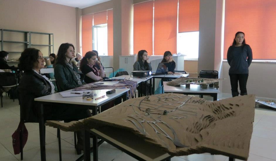 Kocaeli'de deprem odaklı mimarlık eğitimi 